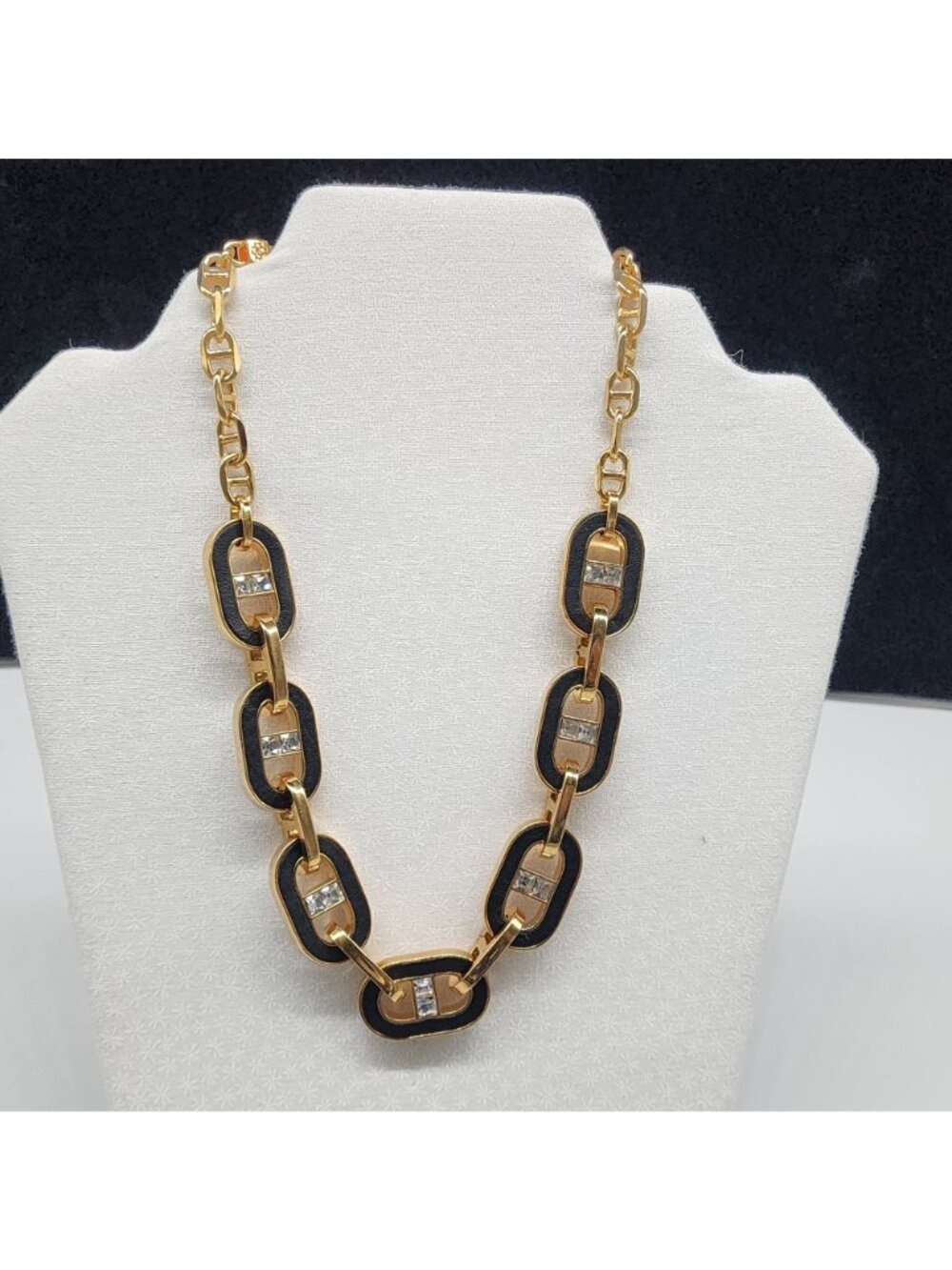 Ann Taylor Bracelet & Necklace Set Inlay Black Leather Gold Tone Chunky Chain VT - Picture 2 of 9